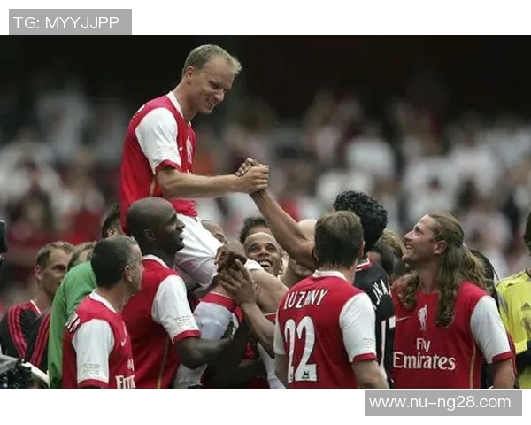 全球足球球星排名第一的荣耀背后:超越历史的成就与未来展望 全球足球球星排名第一的荣耀背后:超越历史的成就与未来展望